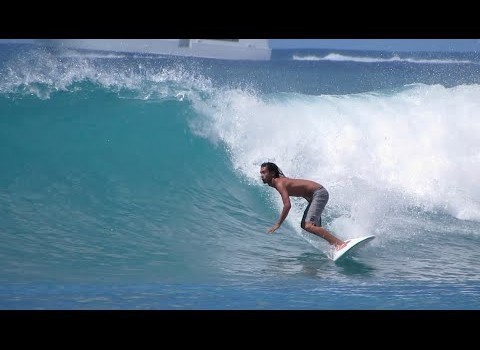 サーフムービー：Surfing in Hawaii: Queens, Waikiki. 10.02.2014 – South shore