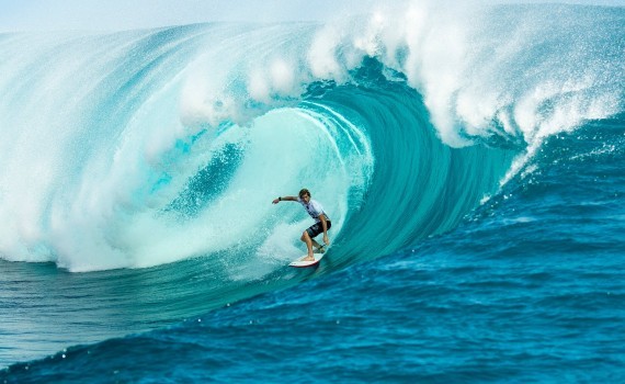 サーフムービー：Day 1 Highlights – Billabong Pro Tahiti 2014 (www.surf-devil.com)