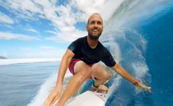 サーフムービー：Get Barreled in Tahiti with Samsung Galaxy VR, C.J. Hobgood