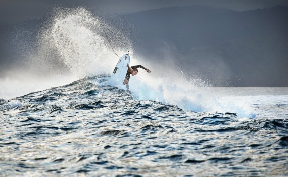 サーフムービー：HURLEY YOUTH: JAKE MARSHALL