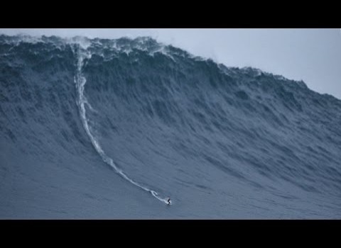 サーフムービー：WORLDS BIGGEST WAVES EVER SURFED!