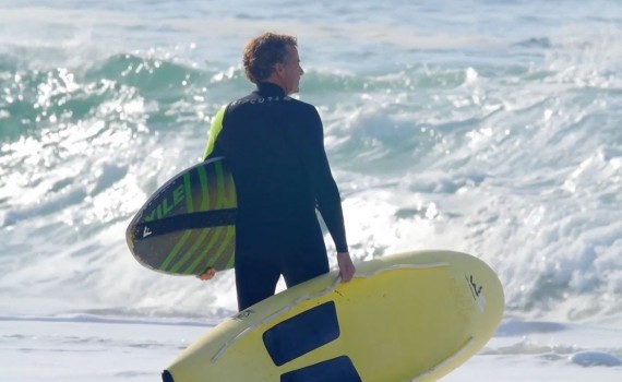サーフムービー：Tom Curren Explores Free-form Surfing on the French Coast | Made in Europe